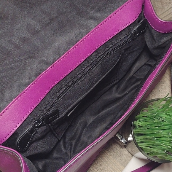 Rebecca Minkoff Quilted Love Convertible Crossbody Clutch - Picture 12 of 16